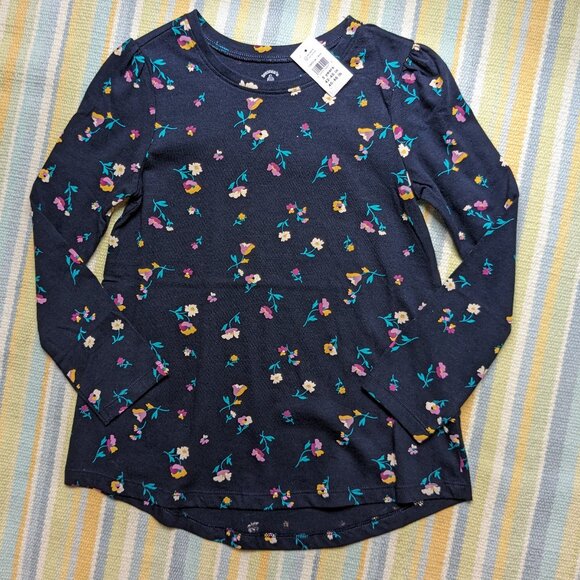⭐ NEW NWT 2 GAP Long Sleeve tops 5T - Picture 2 of 7